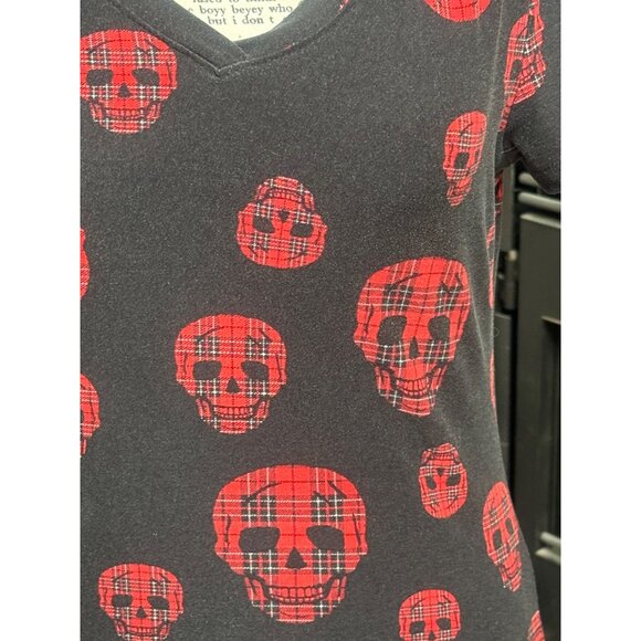 No Boundries 2 for 1 T-shirt/Blouse Red skull and Leopard Womens size Small/Medi - Picture 3 of 16